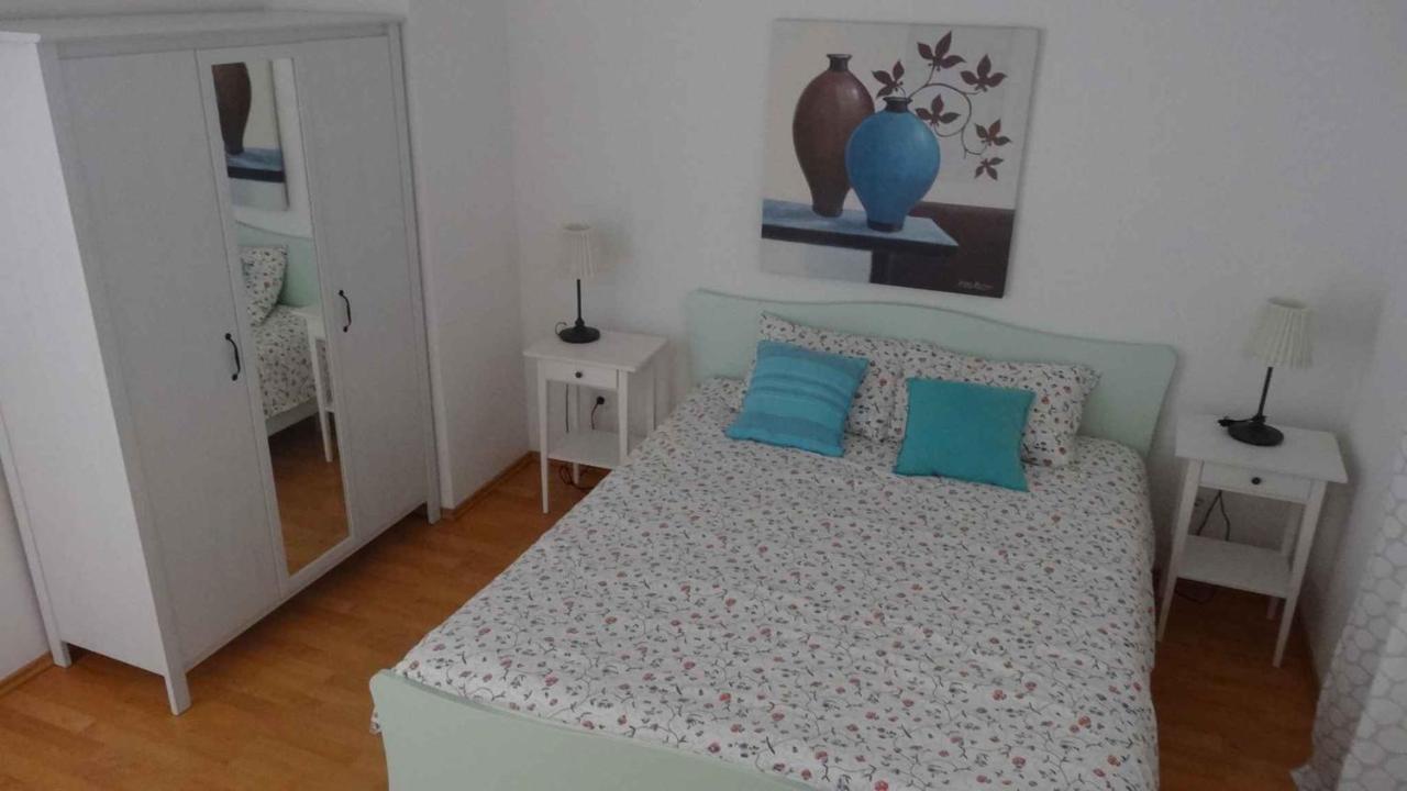 Apartments In Njivice/Insel Krk 34038 Eksteriør billede